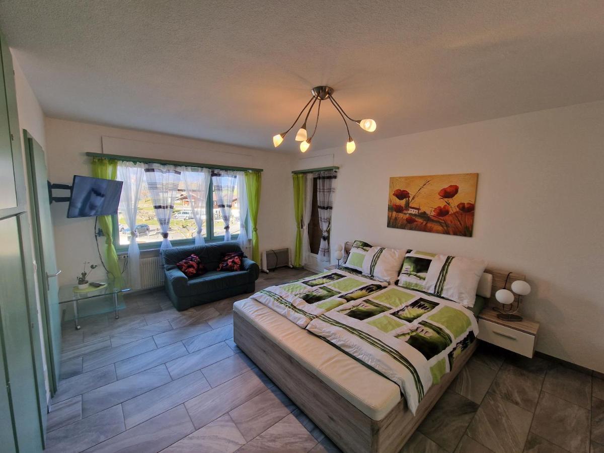 Ferreira Apartment *